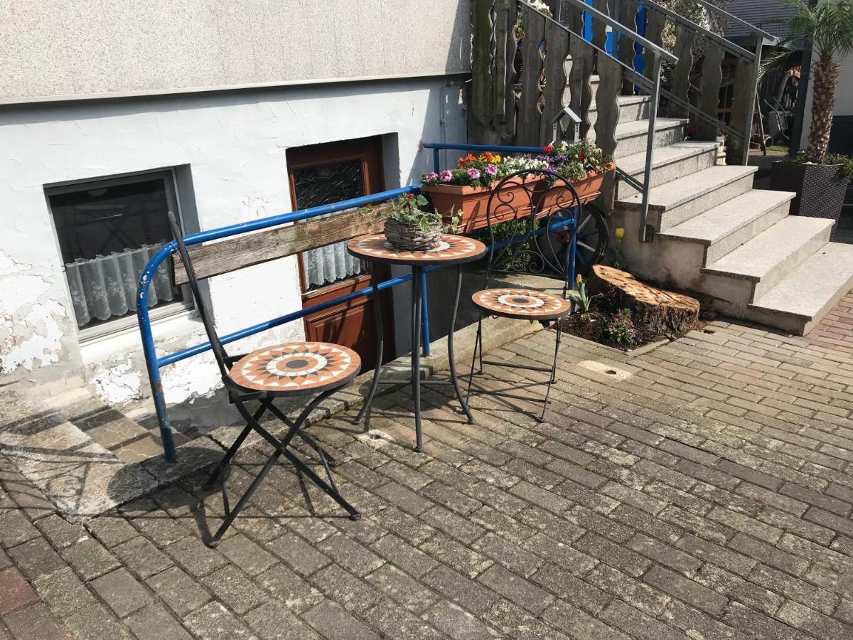 Ferienzimmer Niederstetten Ngoại thất bức ảnh